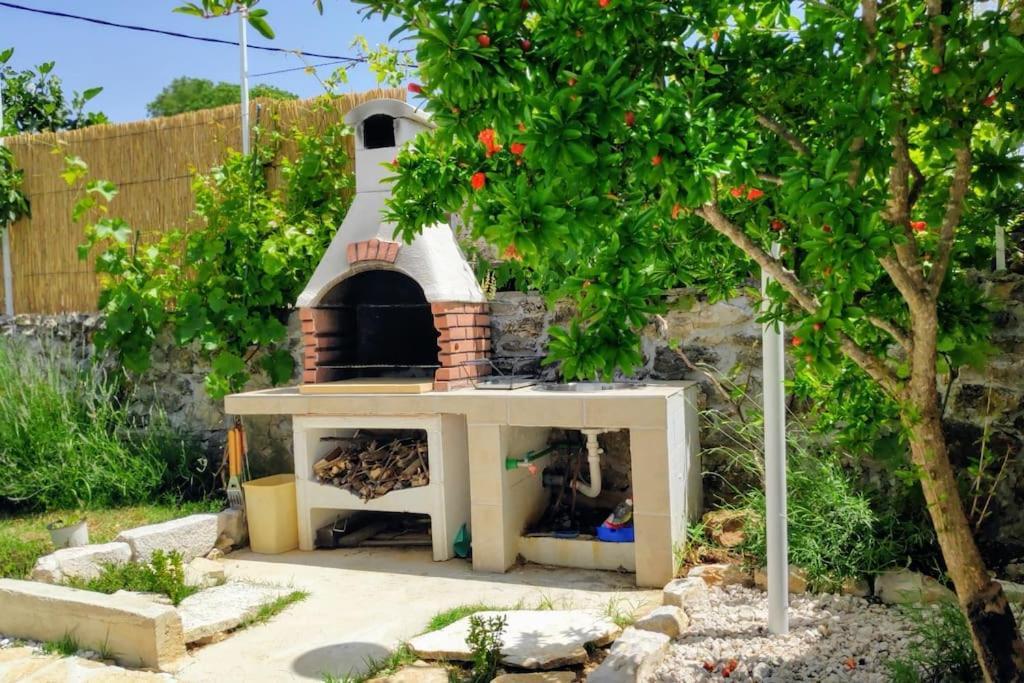 Stone House Kula Milica Villa Mala Cista Exteriör bild